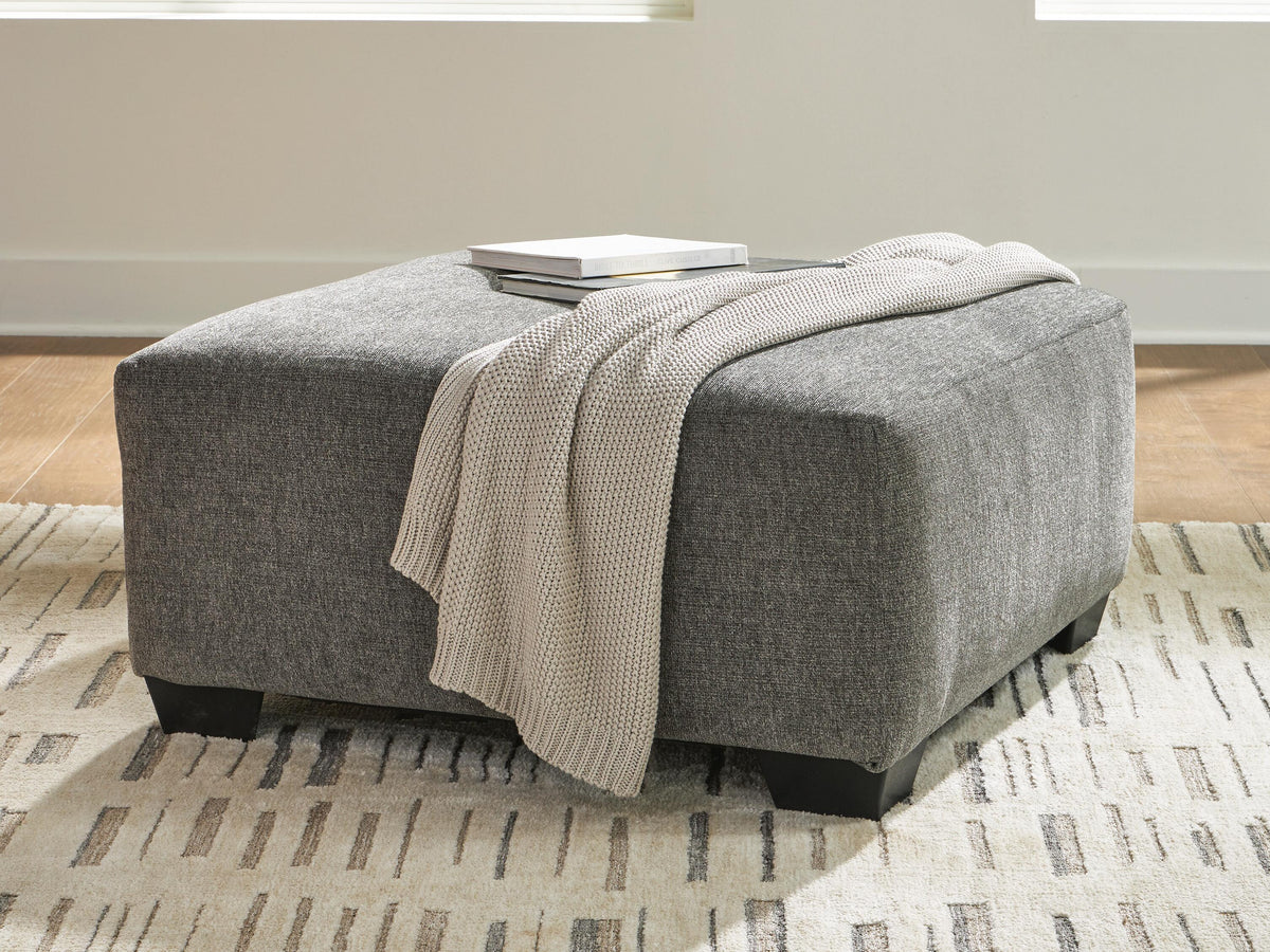 Newellen 4840508 oversized accent ottoman in Greystone